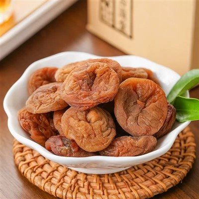 Japanese Plum Cake